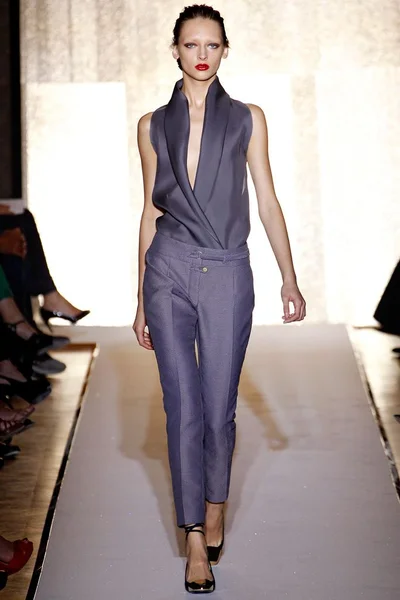 Look 9